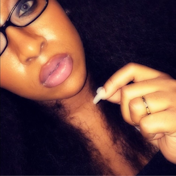 Meet your Posher, Krystle (Adanna) - Picture 13 of 15